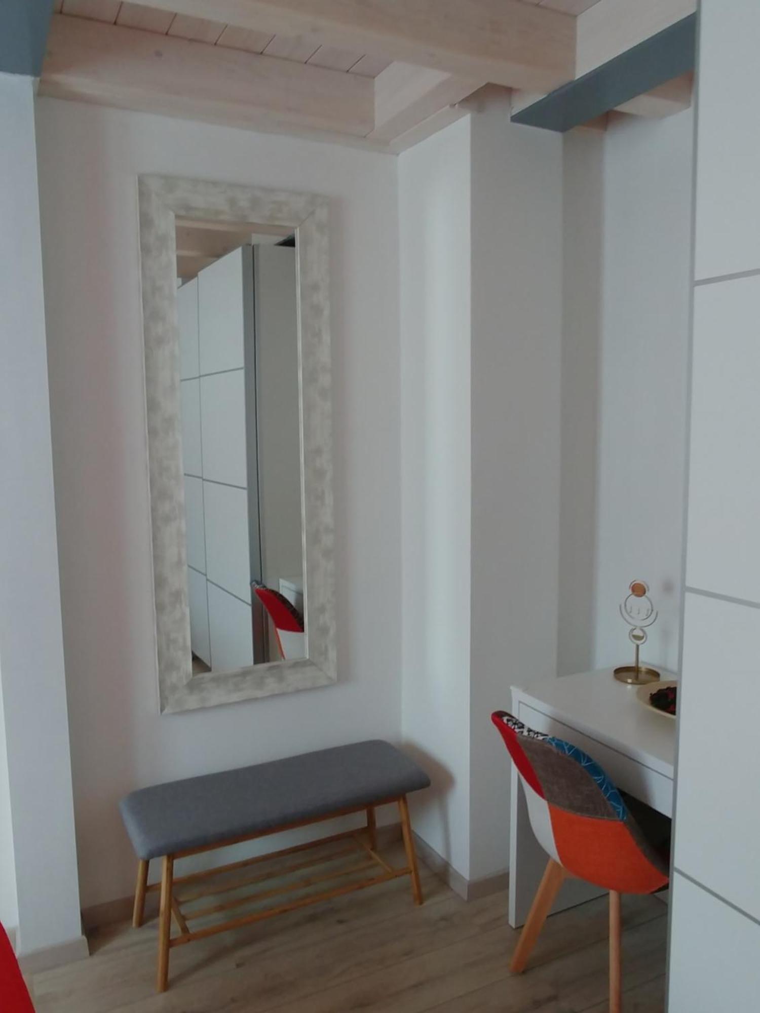 Apartamento Antica Casa Alboletta Riva del Garda Exterior foto