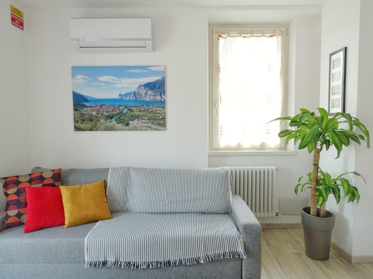 Apartamento Antica Casa Alboletta Riva del Garda Exterior foto
