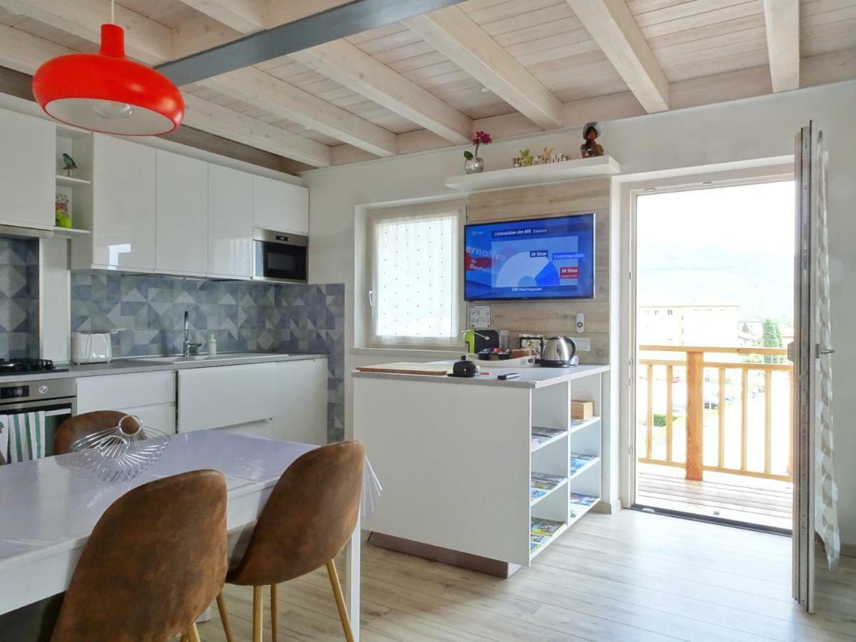 Apartamento Antica Casa Alboletta Riva del Garda Exterior foto